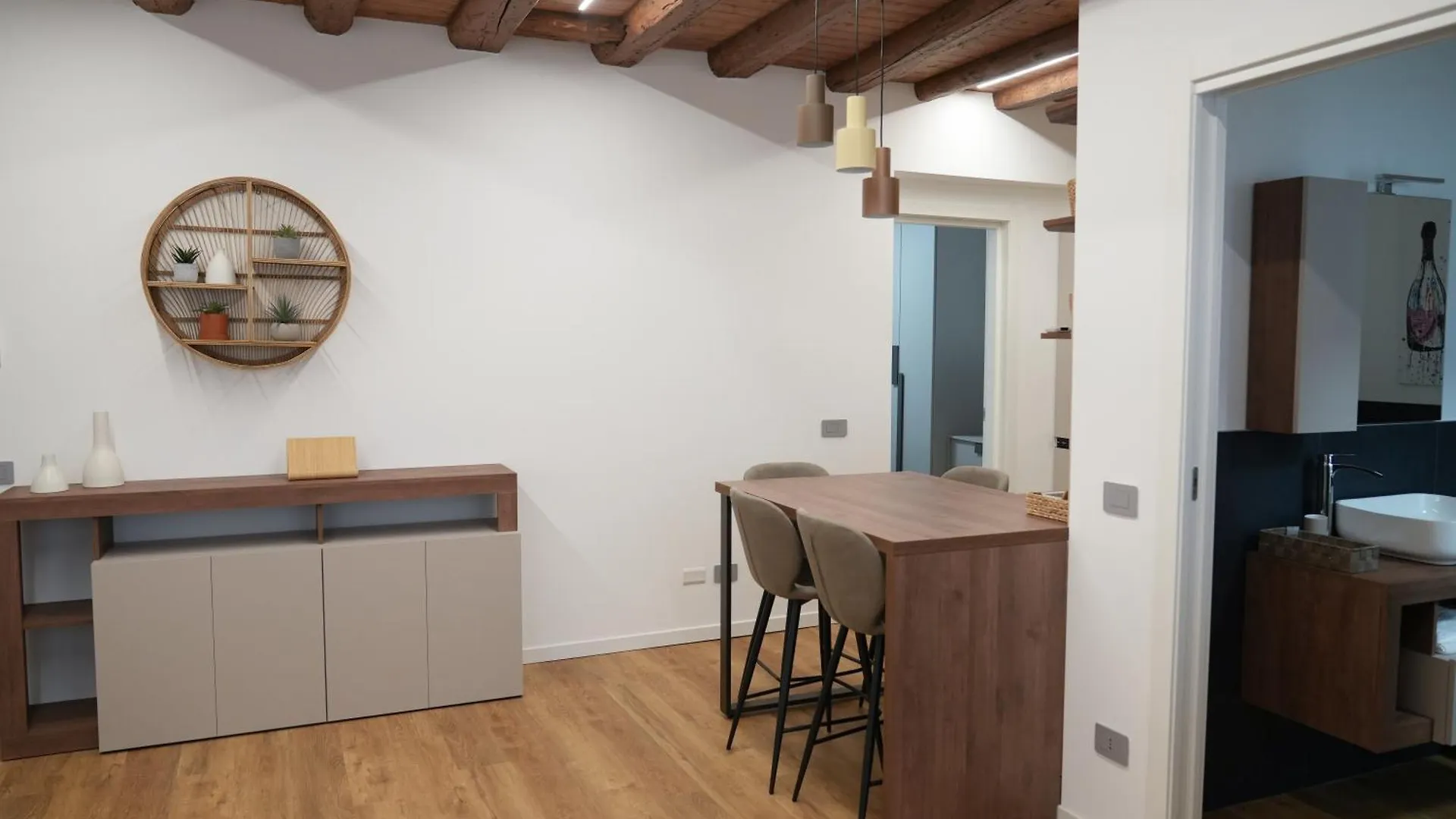 Апартаменты Indipendenza 60 Home Como Center